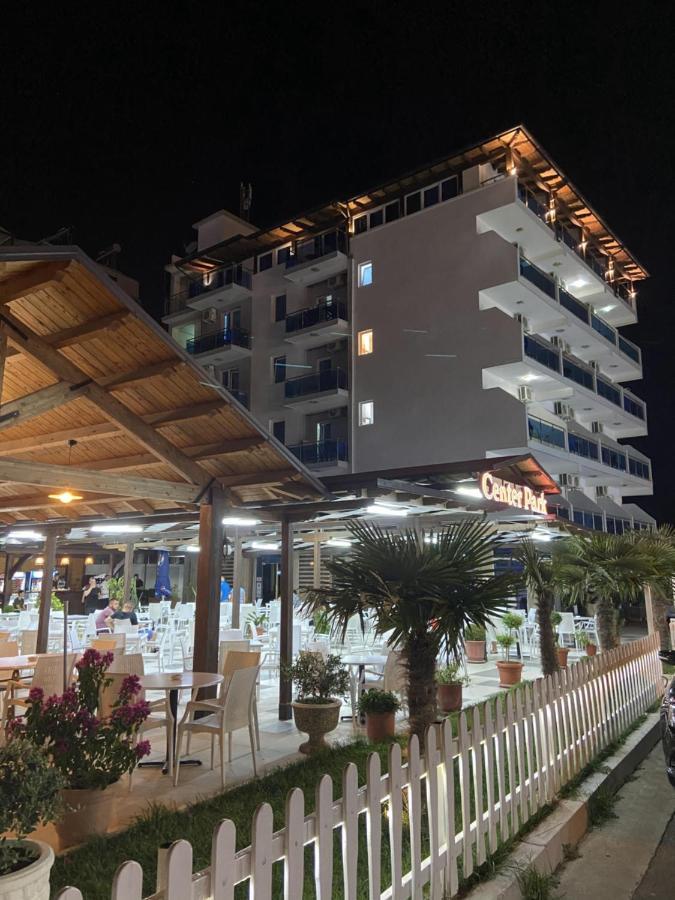Center Park Hotel เวลิโปเยอ ภายนอก รูปภาพ